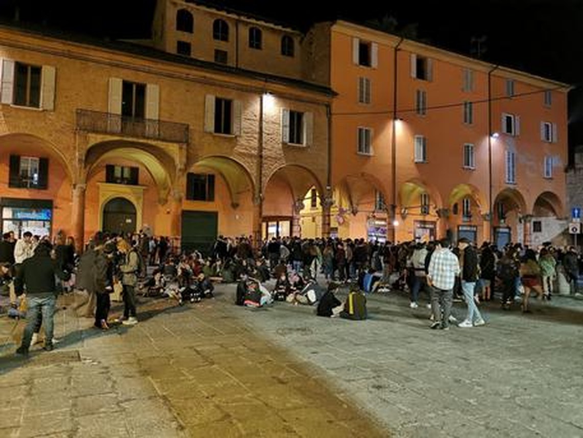 Piazza Verdi, Bologna