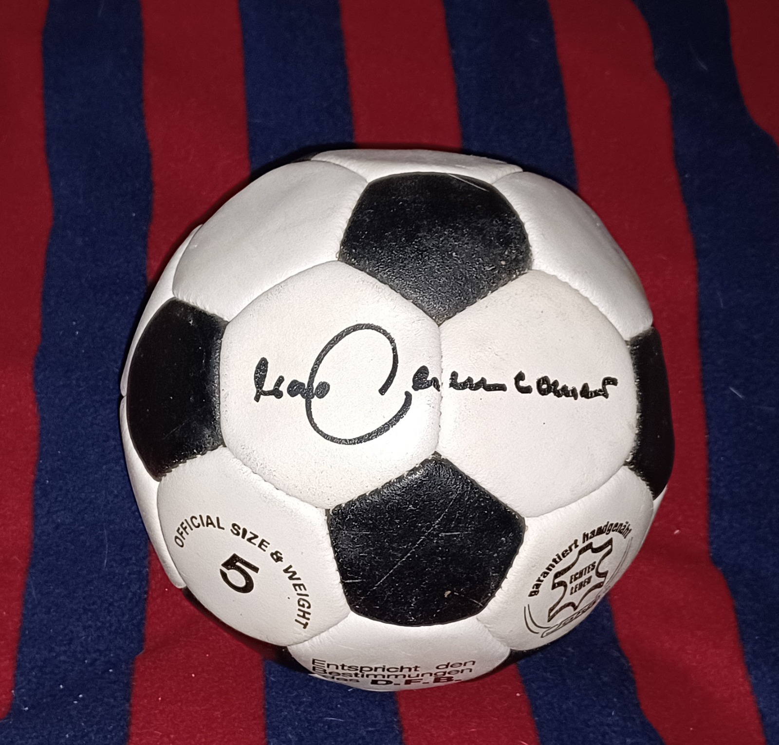 Pallone autografato da Beckenbauer