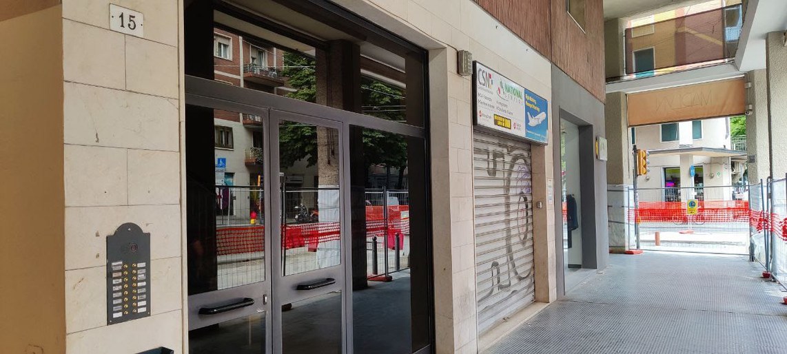 Portone civico 15 Piazza dell' Unità