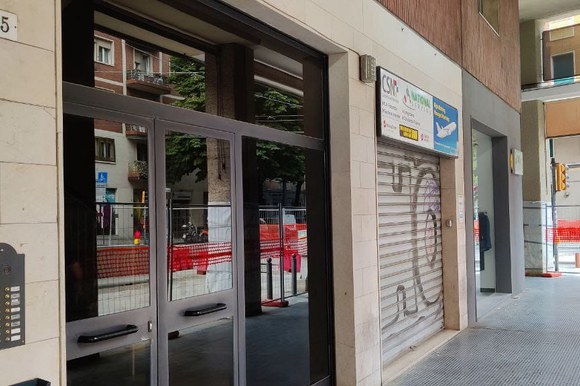 Portone civico 15 Piazza dell' Unità