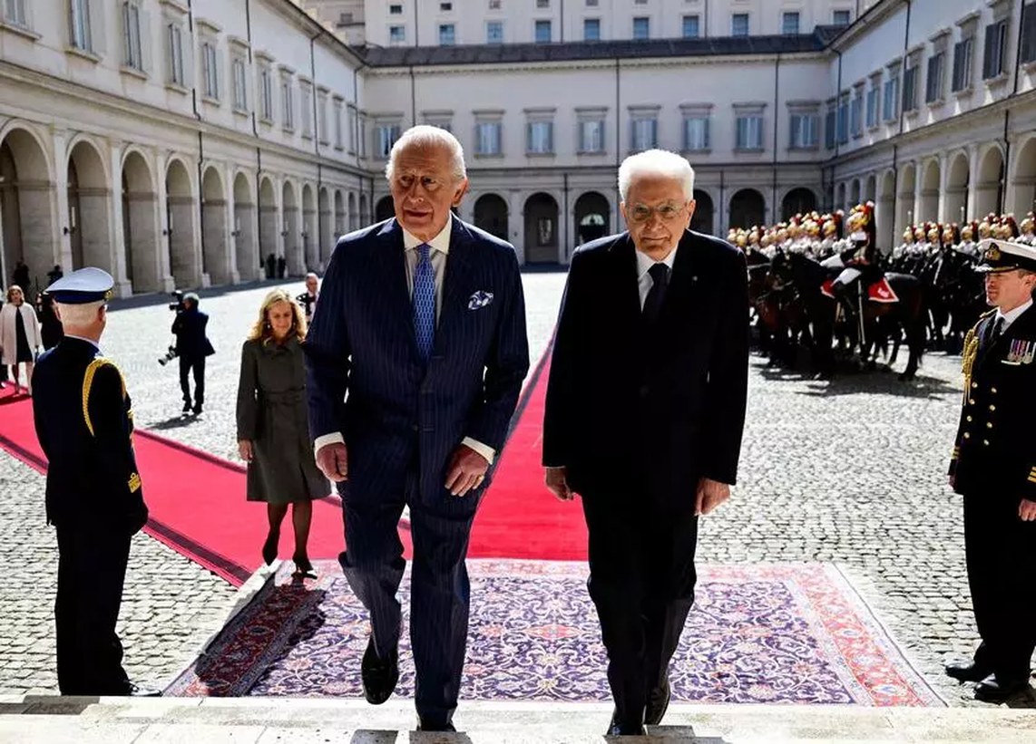 Re Carlo e il Presidente Sergio Mattarella