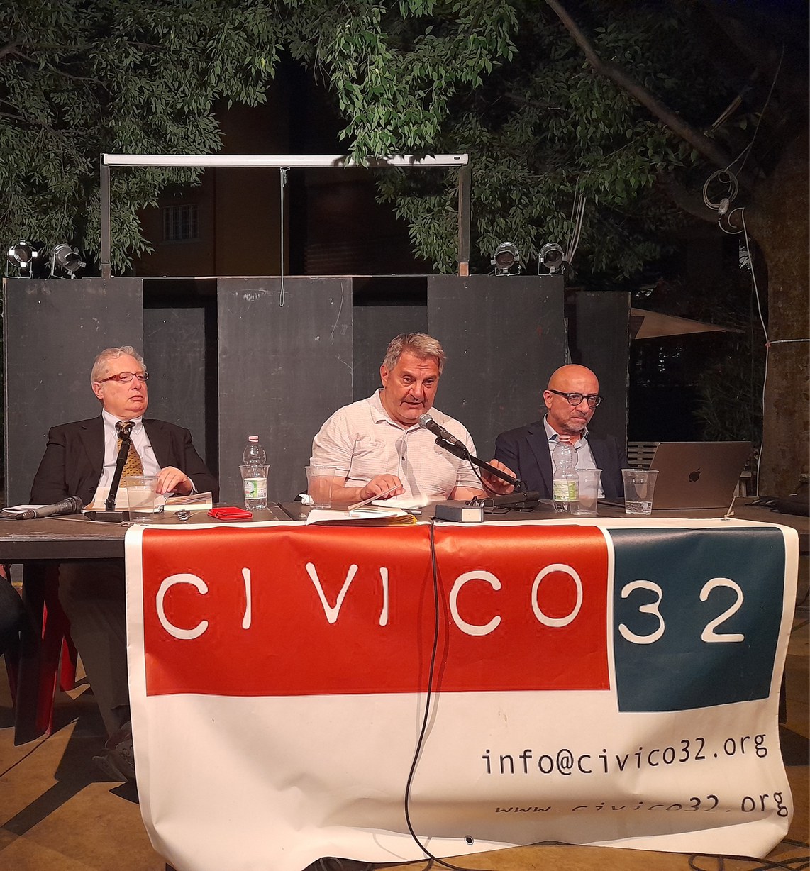 Presentazione libro Giorgio Gjylapian